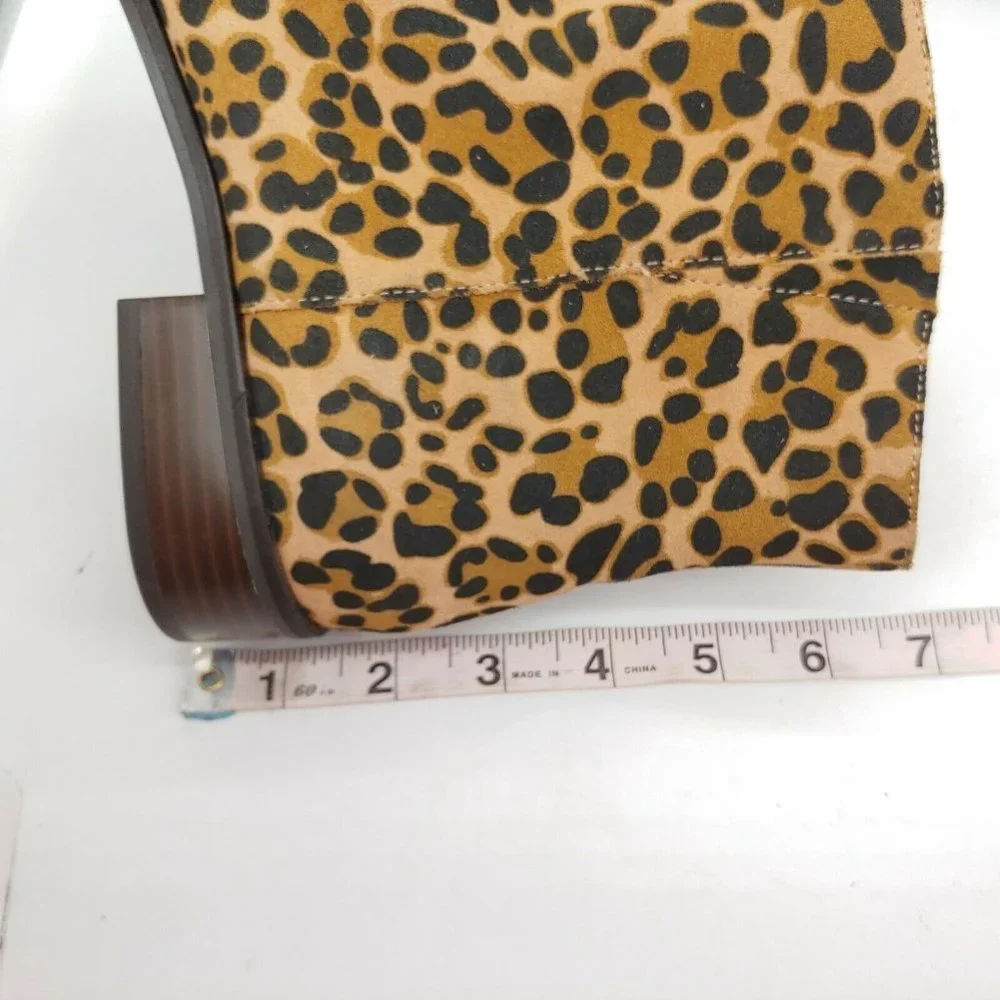 Sole Society Cadyna Suede Leopard Ankle Boot‎ 8.5